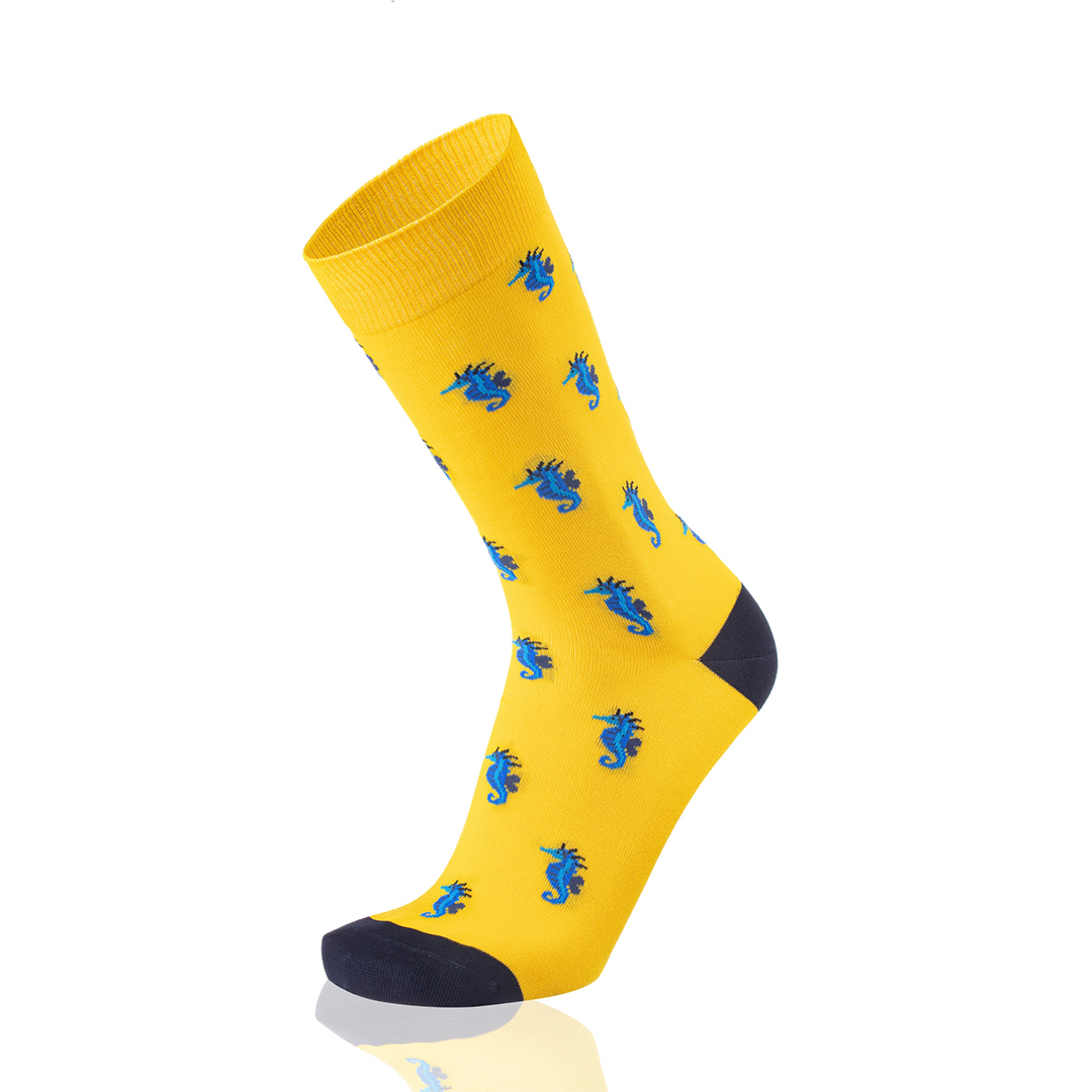Calcetines amarillos de caballitos de mar para mujer